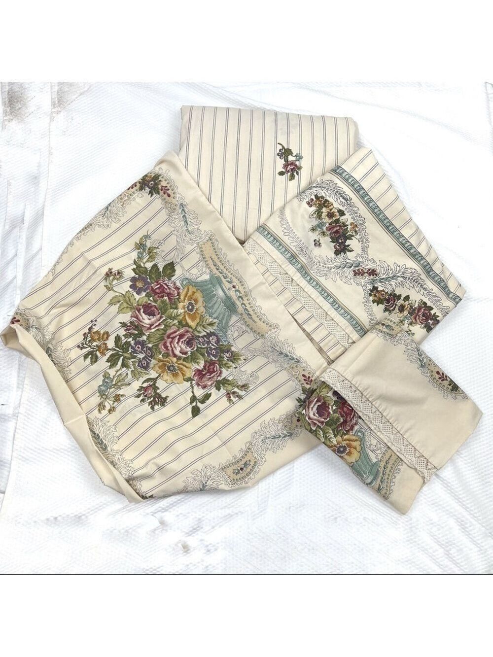 GUC-80S Vntg Louis Nichole Complete Full Set Sheets/Shams Floral,Victorian, Lace
